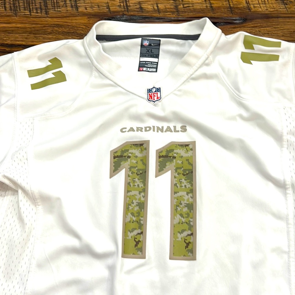 Arizona Cardinals Larry Fitzgerald Jersey. White Salute to service jersey.